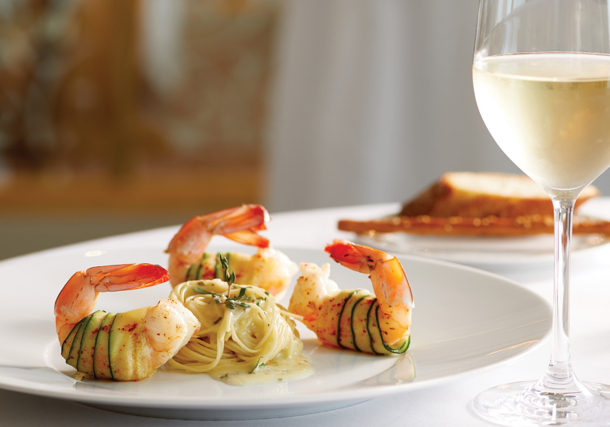 Luxury & Leisure Cruising